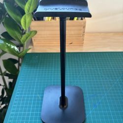 Blue Lounge Headphone Stand