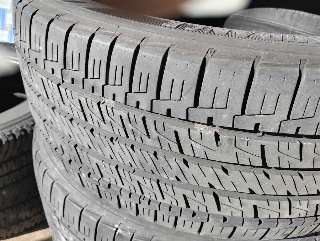 235/40R19 Goodyear