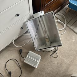 Grow Lights Over 50% Off Retail!