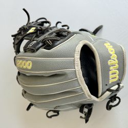 Wilson A2000