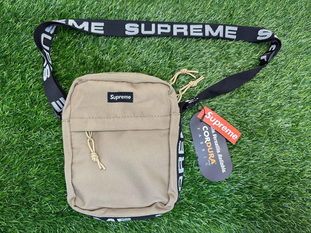 SUPREME CROSSOVER MESSENGER SHOULDER BAG BEIGE BLACK NEW A5