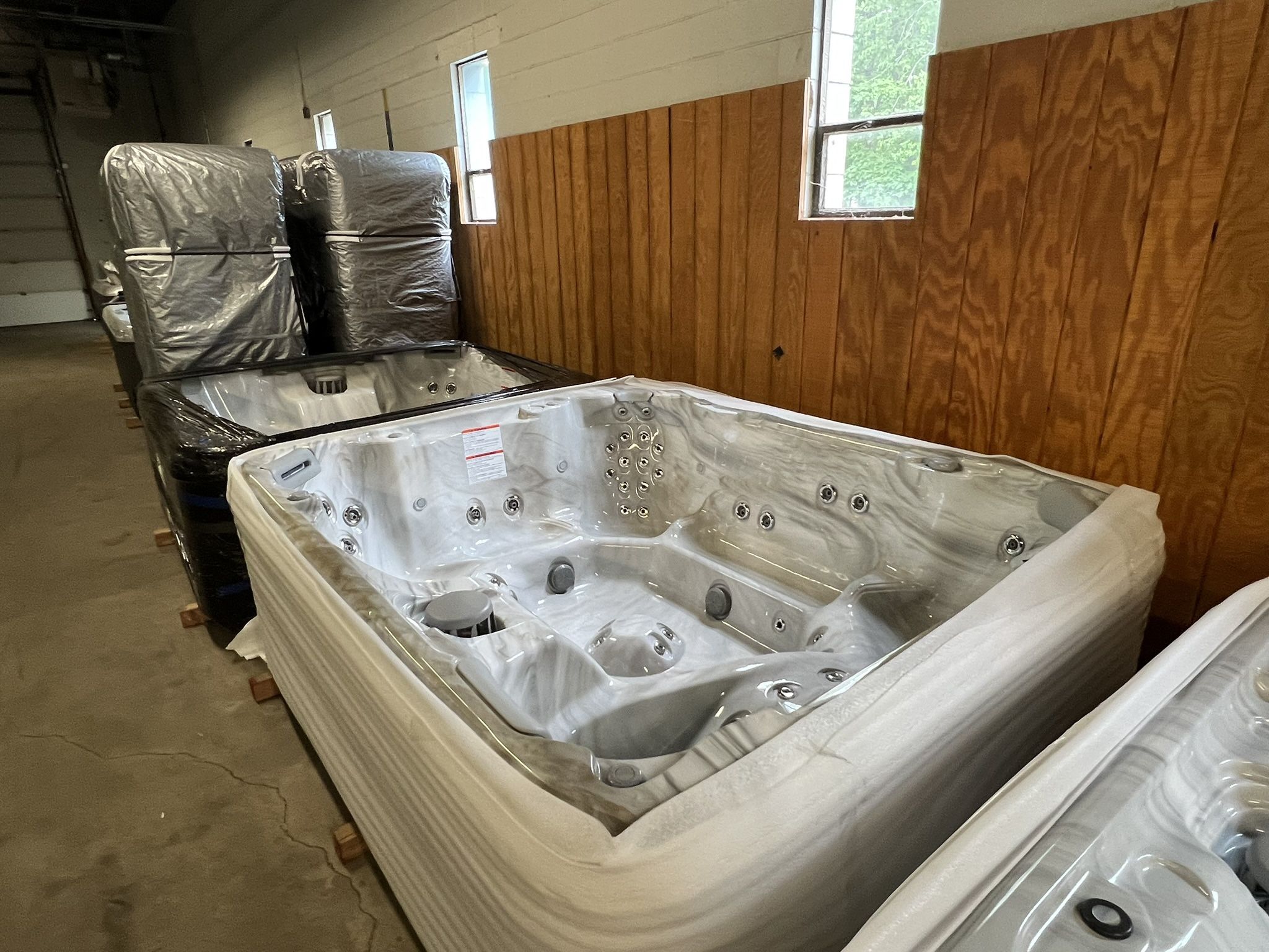 New Floor Model- artesian Spa- Retails $20,000