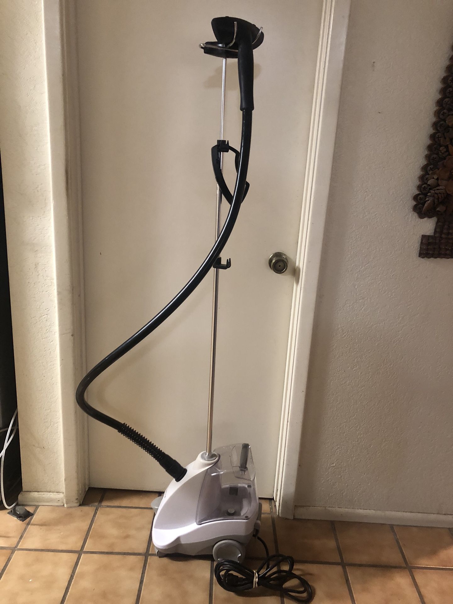 Garment Steamer - Rowenta Professional Floor Style