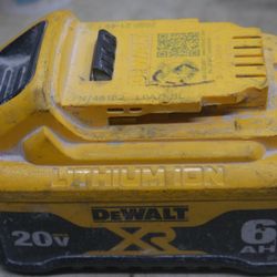 DEWALT 6AH DCB206 PRE OWNED 890417-2