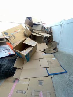 Moving boxes - Free