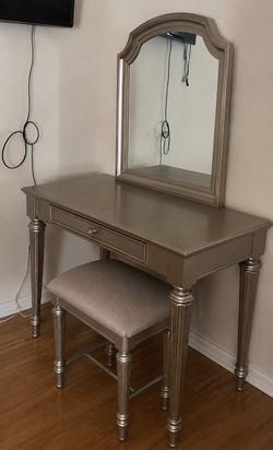 Vanity