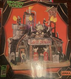 Lemax SPOOKY TOWN