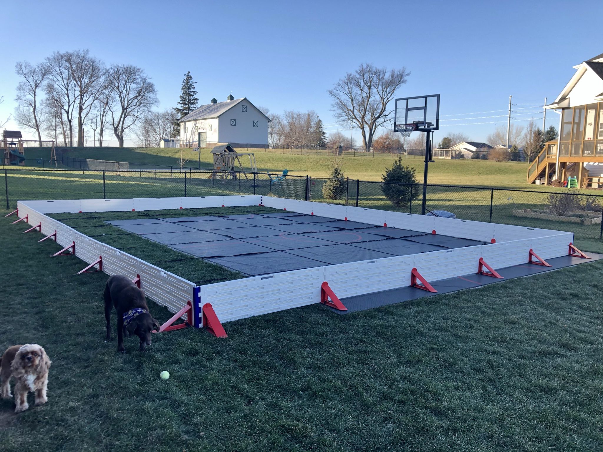 EZ-Ice Backyard Hockey Rink - 20’ X 30’