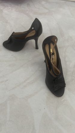 L.A.M.B. Women’s Black Leather Strappy Ankle Strap Open Toe Buckle Heel 8.5