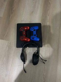 PlayStation 4 Slim Bundle – 2 Controllers, Headset, All Cables Included – Fully Working