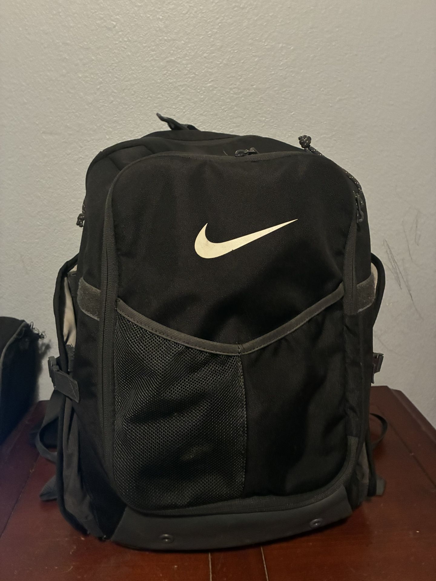 little backpack nike Kid's Brasilia JDI Mini (11L), Black/Black/Holo, MISC : Clothing, Shoes & Jewelry Accessories order at en.Zalando.de! LIVETARGET Hollow Body Sunfish Tools and Storage Rod Option:602M