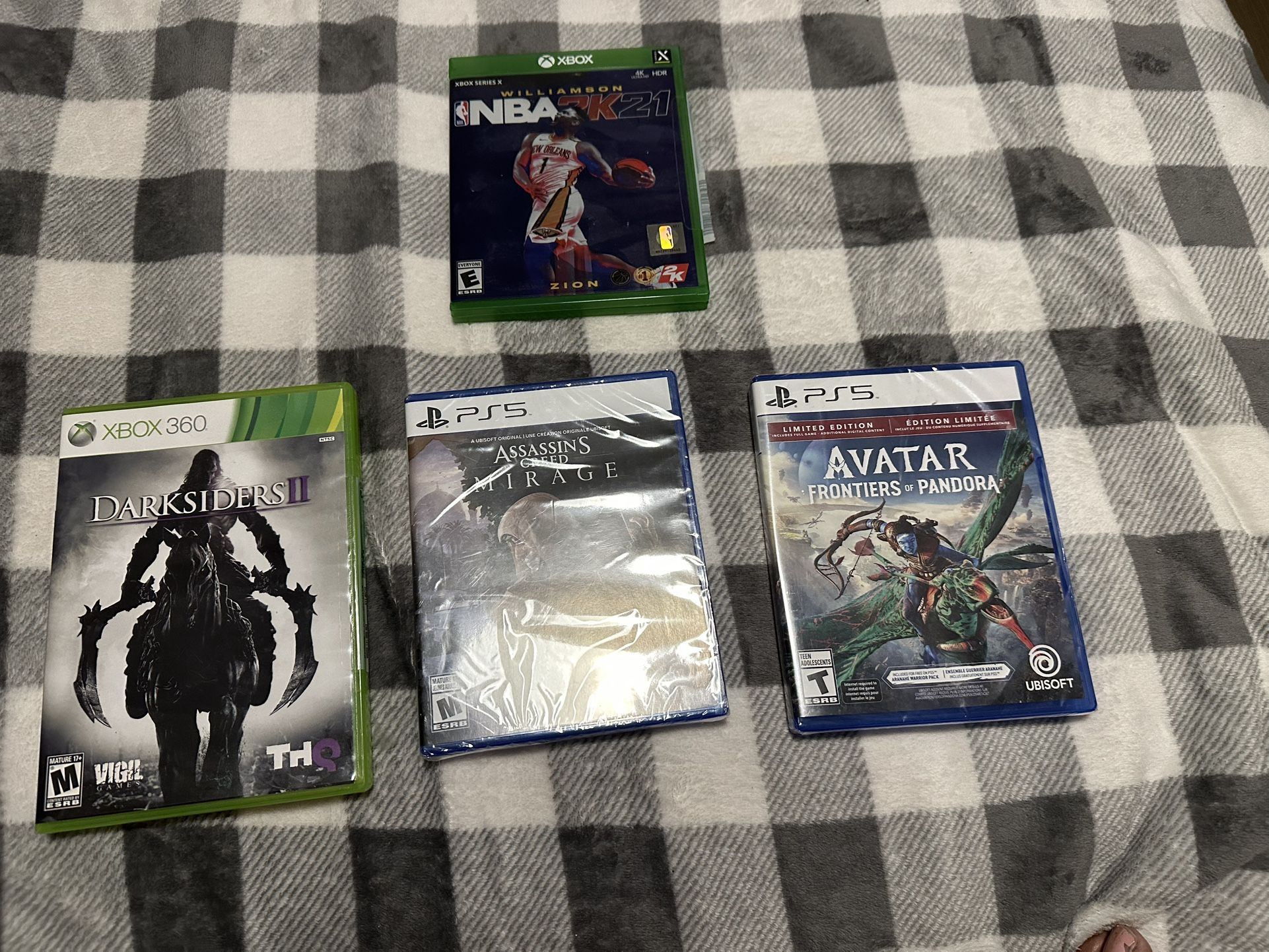4 Games 2 PS5 And 2 XBOX Games