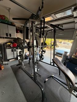 Gym set w/ accessories + flooring. Including: dumbbells; EZ-curl; standard barbell etc.