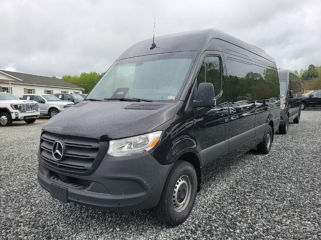 2025 Mercedes-Benz Sprinter 2500