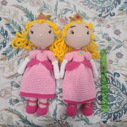 Hermosas Princesas PEACH tejidas A Mano