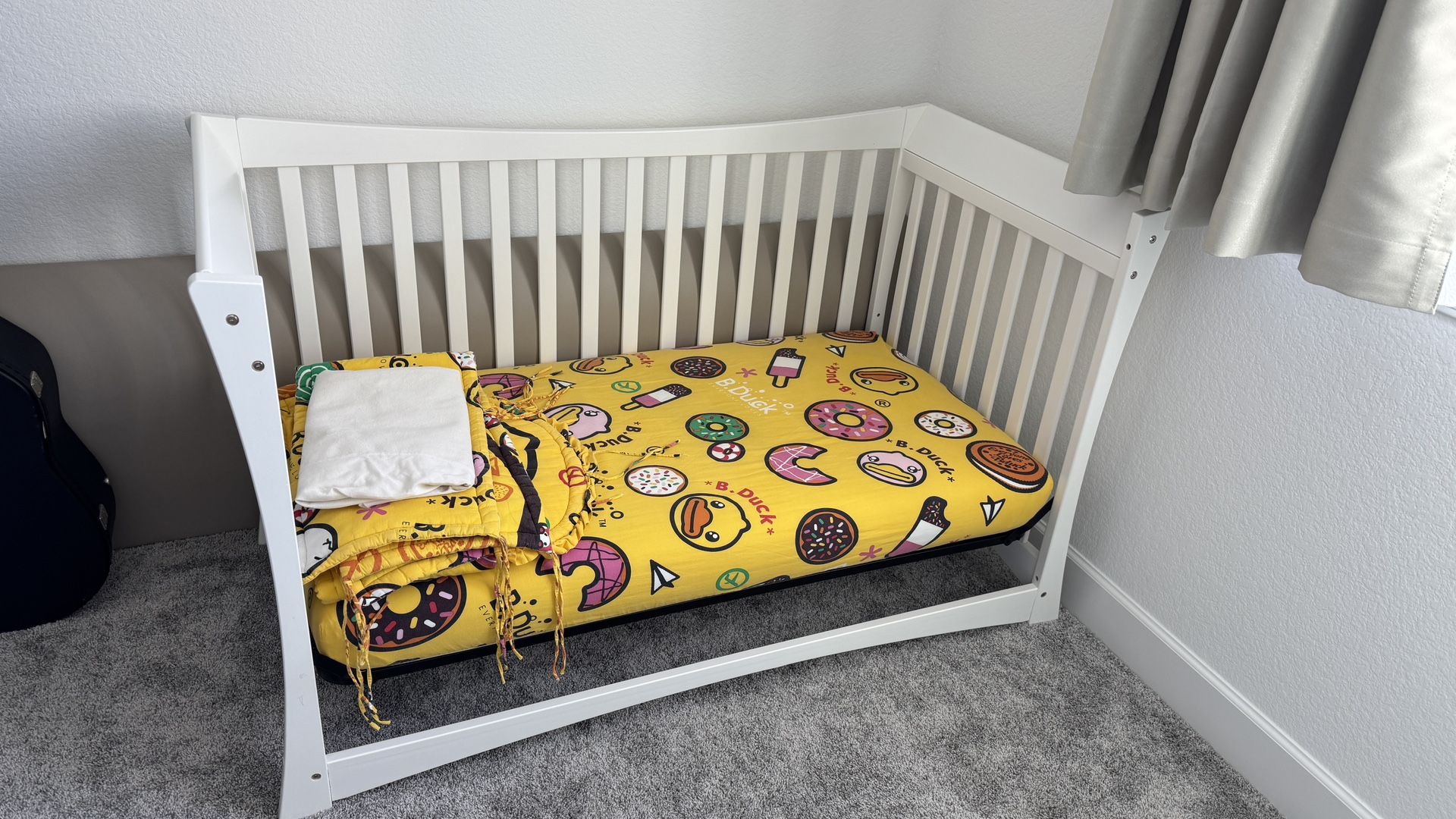 Baby Crib And Organic Mattress- We Have All Full Crib Pieces Not Show In Photos