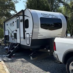 2019 Forest River Flagstaff Micro Lite 25FKS $2300