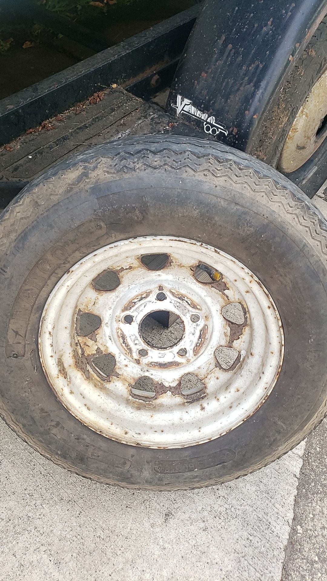 13" trailer tire