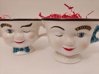 2Tea Cups
