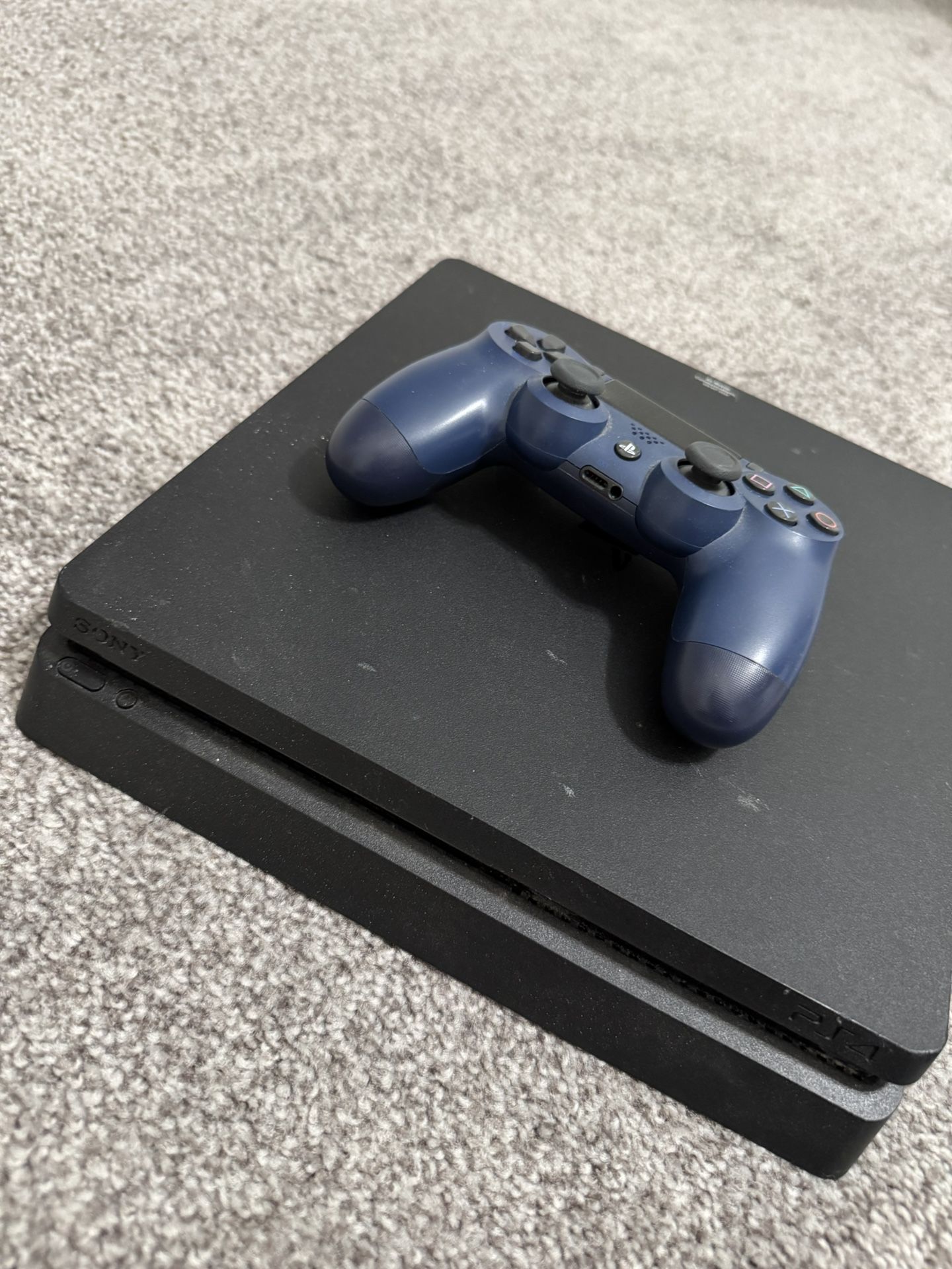 Playstation PS4 Slim - with controller, hdmi, power cord