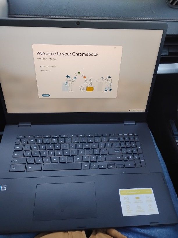 Asur Chrome Book 17.5" Screen