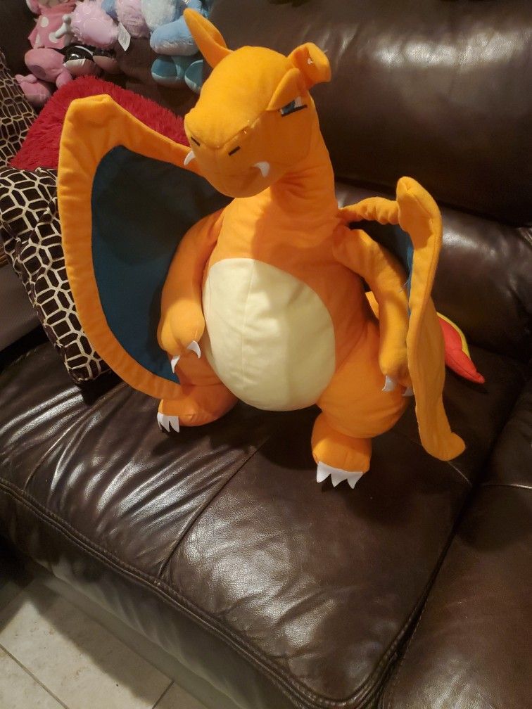 Pokemon Charizard Plush