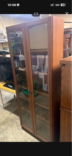 Wood Bookcase / Display Case with Glass Doors / Curio