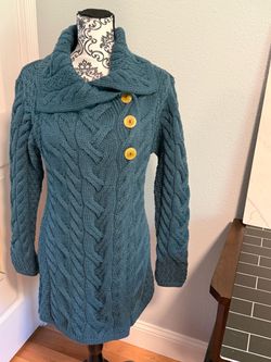Long Wool Cardigan Aran Cable Knit Irish Merino Wool 3 Button Closure Soft S