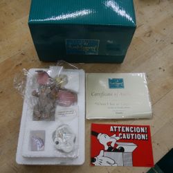 Disney  Dumbo When I See An Elephant Fly Ornament & Cloud  COA Mint