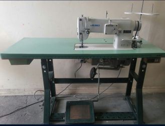 1A Juki Industrial Sewing Machine Model DDL-5530