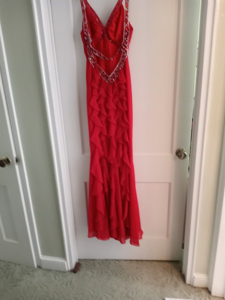 Prom Dresses/Evening DRESS - Expensive Desiner-DEJAVU Both For $20