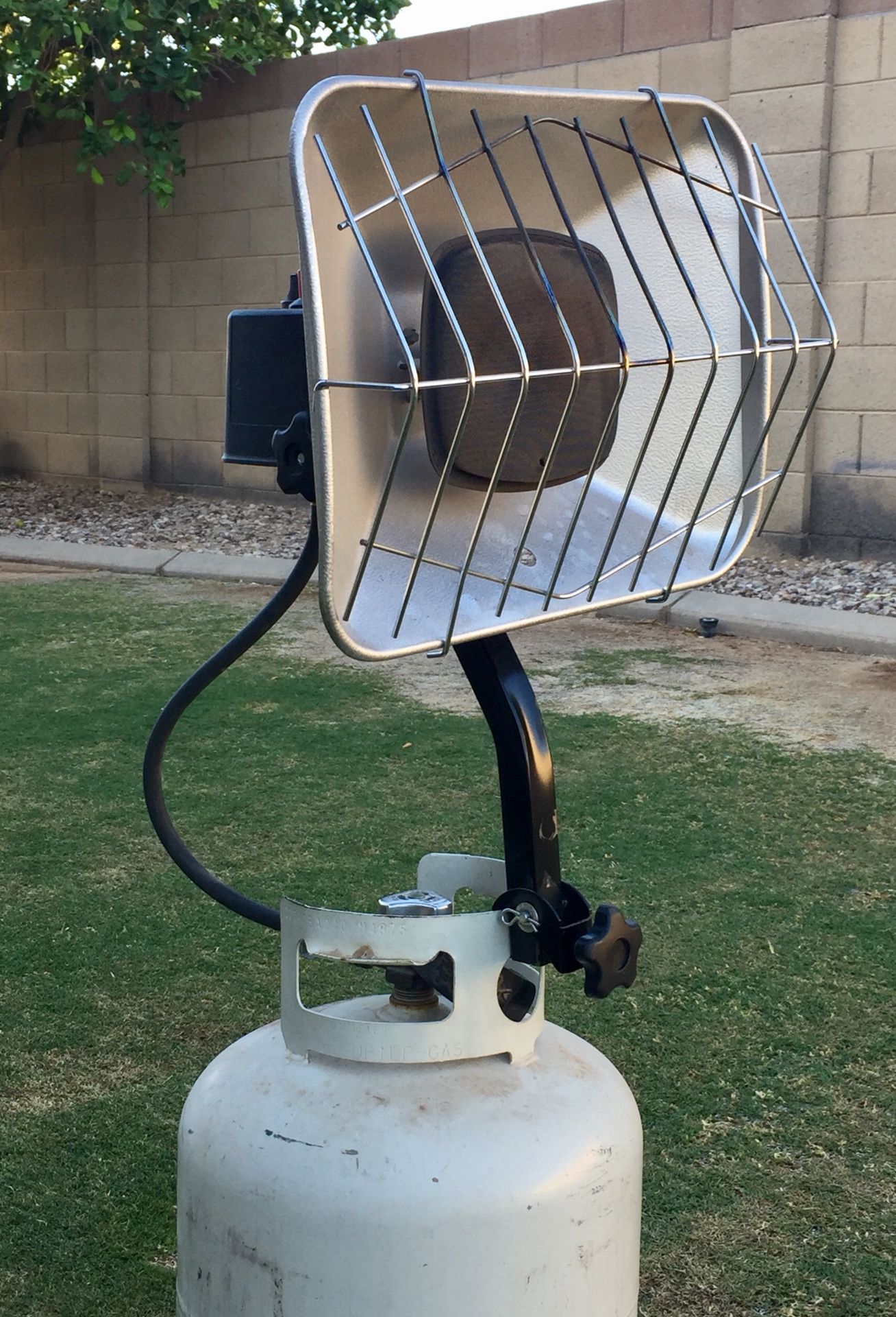 Propane radiant heater for Sale in Chandler, AZ - OfferUp