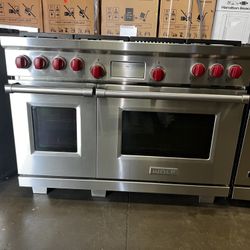 Wolf 48”Wide Dual Fuel Range Stove In Stainless Steel 