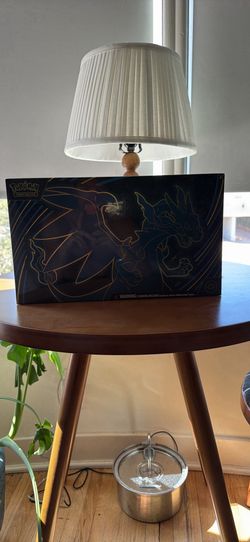 Pokémon TCG Mega Charizard X Ultra-Premium Collection