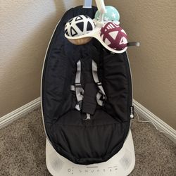 4MOMS Mamaroo 