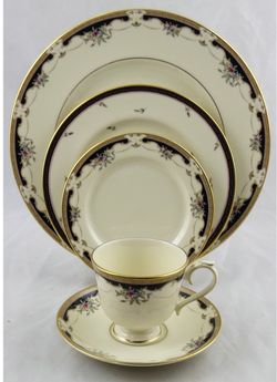 Four Place Settings Lenox Hartwell House China