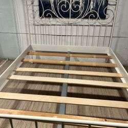 Queen Size Bed Frame 