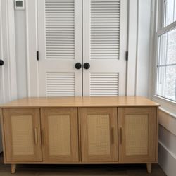 Rattan Cat Litter Box Enclosure $90.00 (MSRP $129.99) OBO 