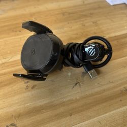 Schoche Auto-grip Vent Qi Phone Charger