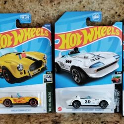 HOTWHEELS Sexy Convertible Toy Vehicles Bundle 