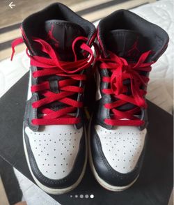 Air Jordan 1 High-Top Sneakers Black White Red