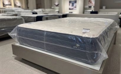 Brand new King pillowtop + free box spring as a gift