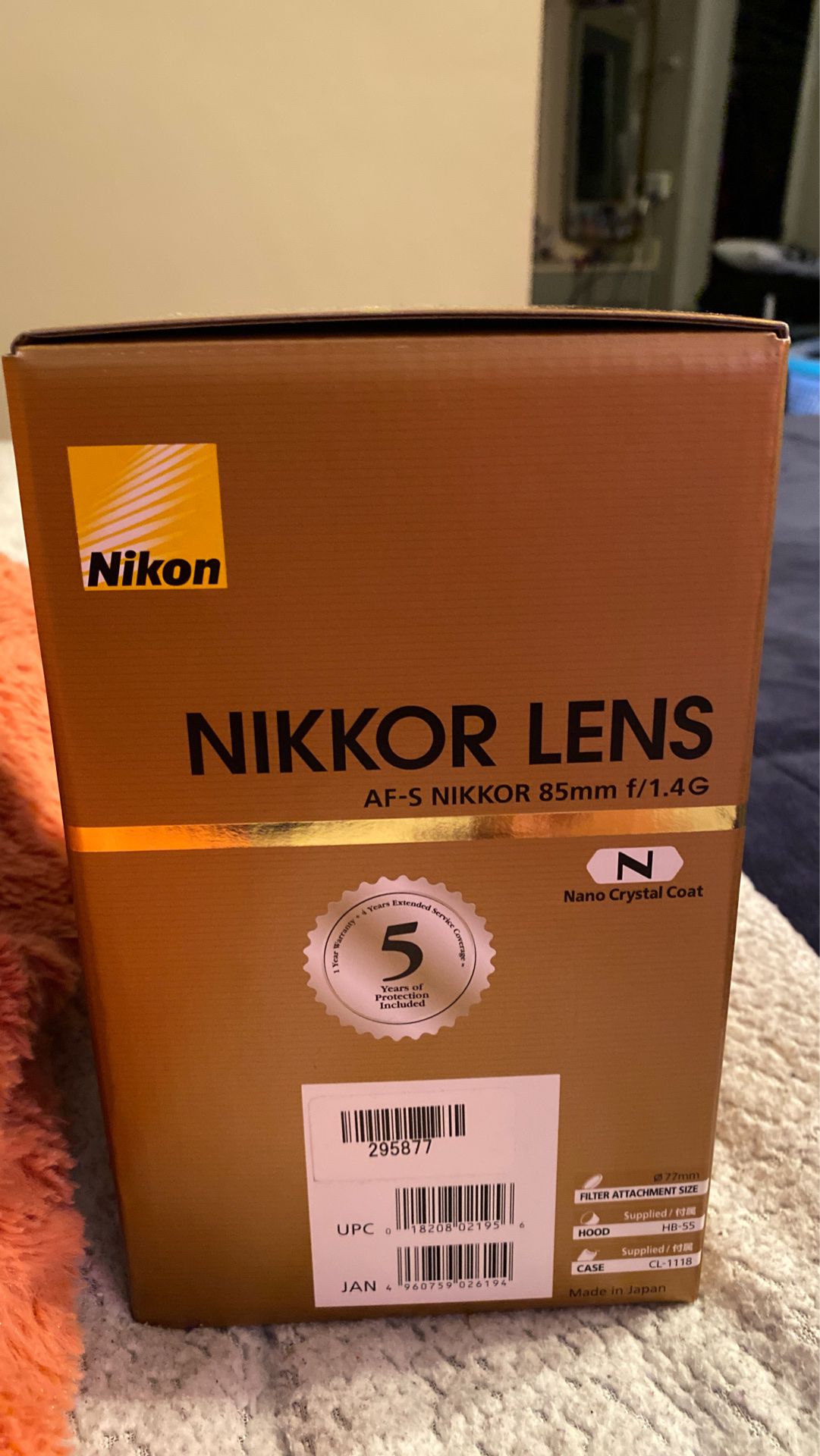 Nikon 85mm f/1.4G lense