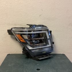 2020 2021 2022 NISSAN TITAN RIGHT HEADLIGHT 