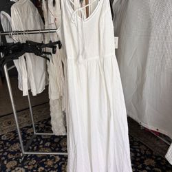 NWT dress Juicy by Juicy Couture White dress Size XS  lining side zipper string tie