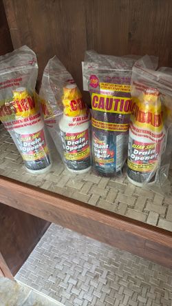 4 Bottles Of Clean Shot Drain Opener 32oz Per Bottle