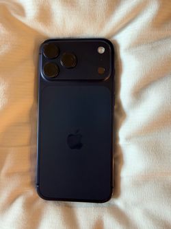 iPhone 17 Pro Max 512gb Blue - UNLOCKED - Minor screen damage
