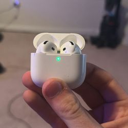 AirPod Gen 4