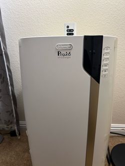 De'Longhi Pinguino Portable Air Conditioner-almost new