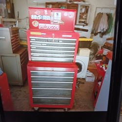 Craftsman Toolbox Set - 13 DRAWERS PLUS TOOLS